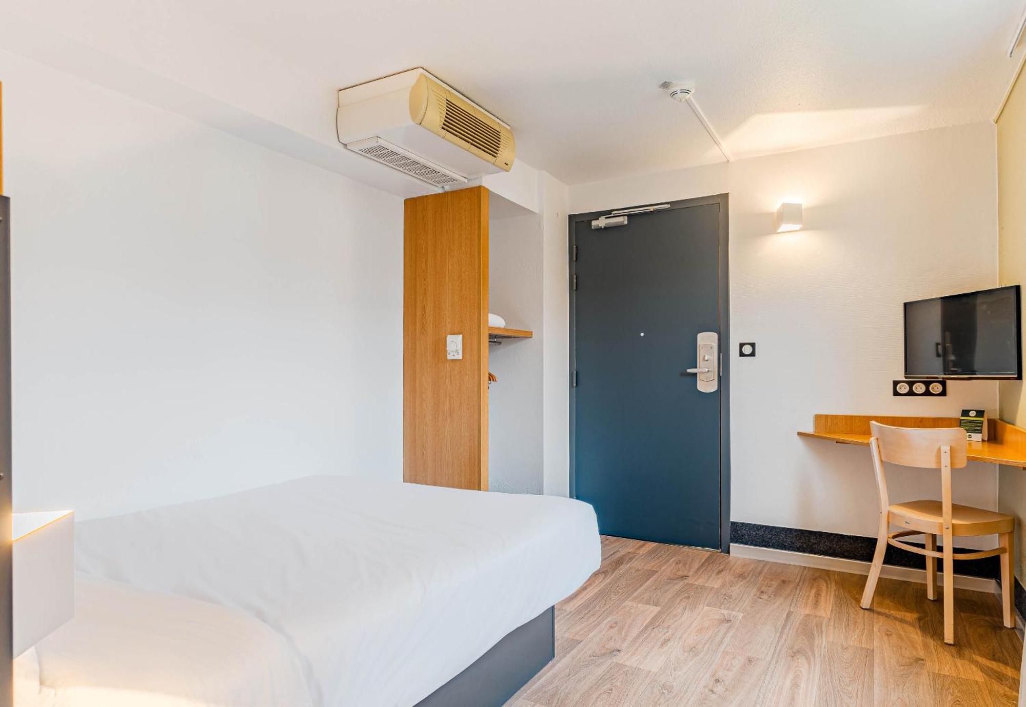 B&B Hotel Poitiers 3 Futuroscope 샤세노일 뒤 푸아투 외부 사진