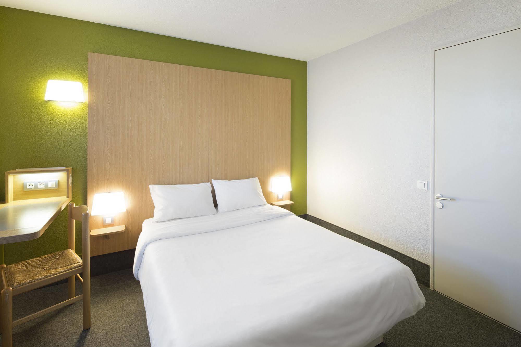 B&B Hotel Poitiers 3 Futuroscope 샤세노일 뒤 푸아투 외부 사진